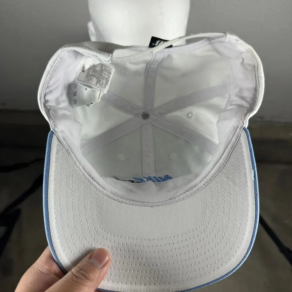 Nike Men's White and Blue Hat
